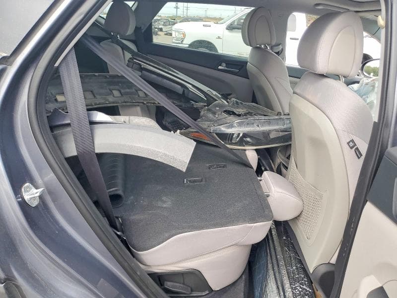 2018 HYUNDAI TUCSON VALUE 11