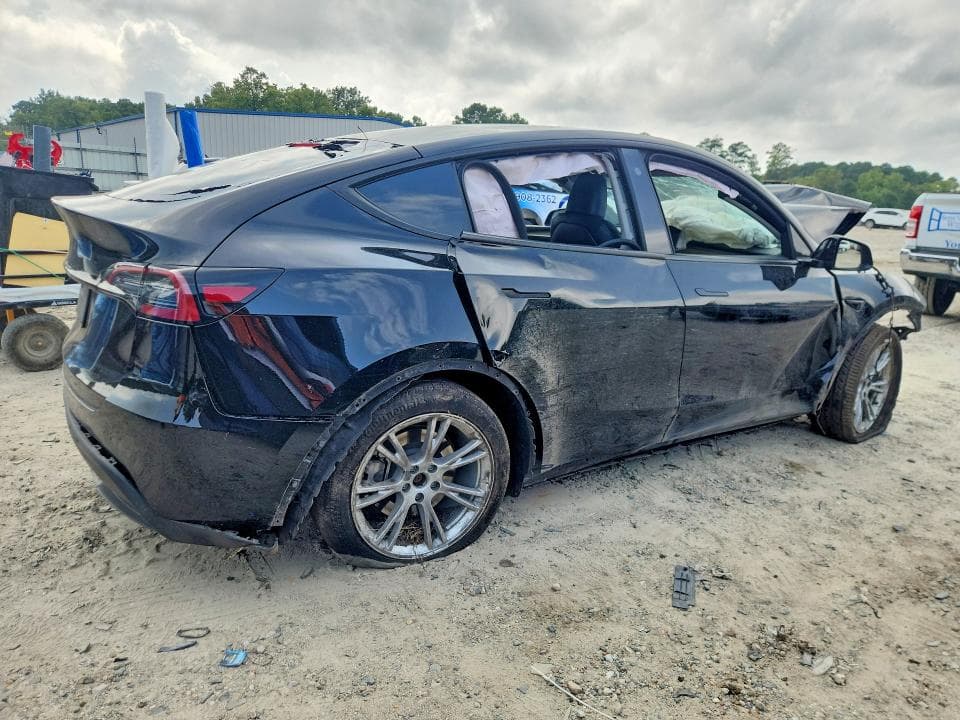 2023 TESLA MODEL Y 3