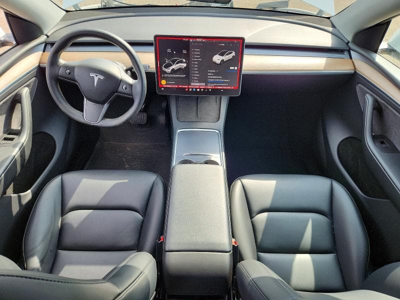 2023 TESLA MODEL Y 8