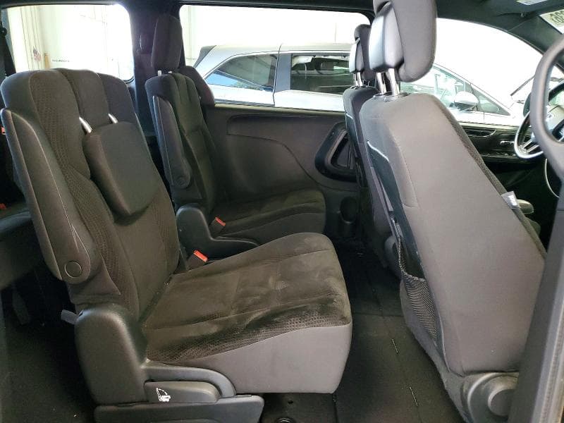 2017 DODGE GRAND CARAVAN SE 11