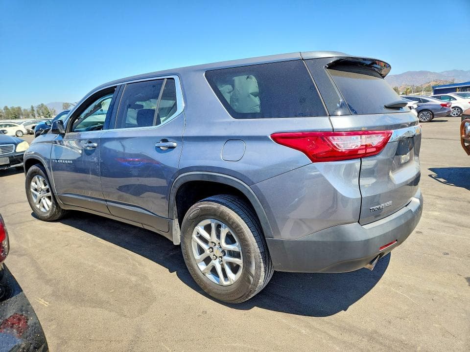 2018 CHEVROLET TRAVERSE LS 2