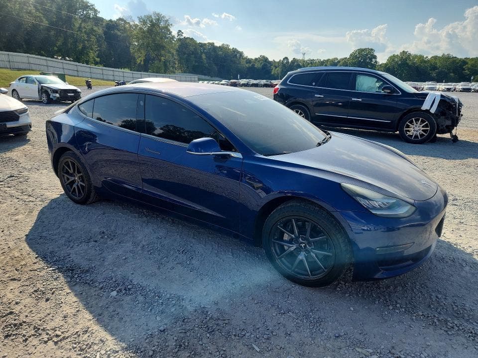 2019 TESLA MODEL 3 4