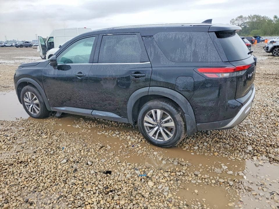 2023 NISSAN PATHFINDER SL 2