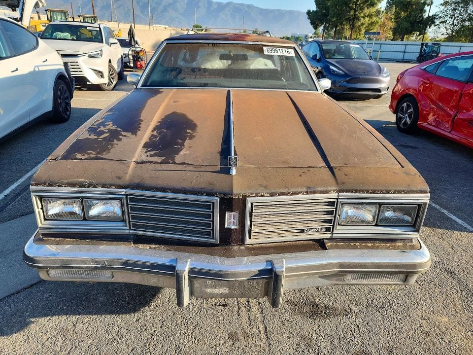 1985 OLDSMOBILE WAGON 5