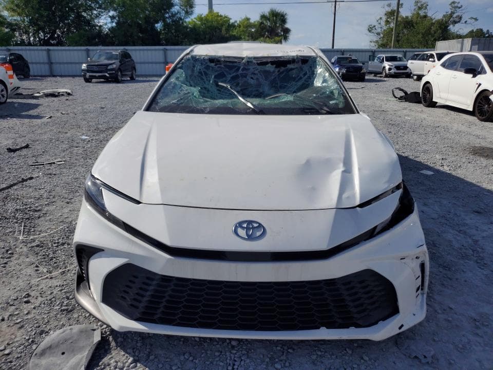 2025 TOYOTA CAMRY SE 5