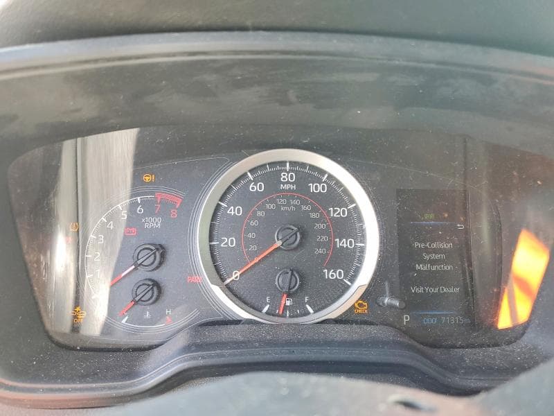 2021 TOYOTA COROLLA SE 9
