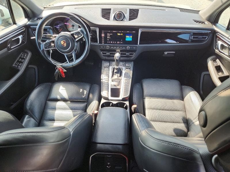 2020 PORSCHE MACAN S 8