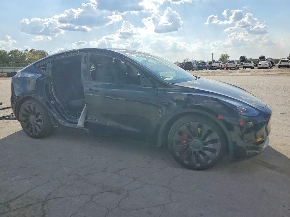 2021 TESLA MODEL Y 4