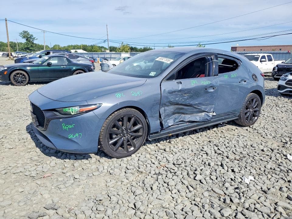 2019 MAZDA 3 PREMIUM - 1