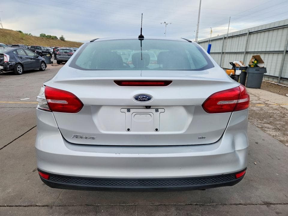 2018 FORD FOCUS SE 6