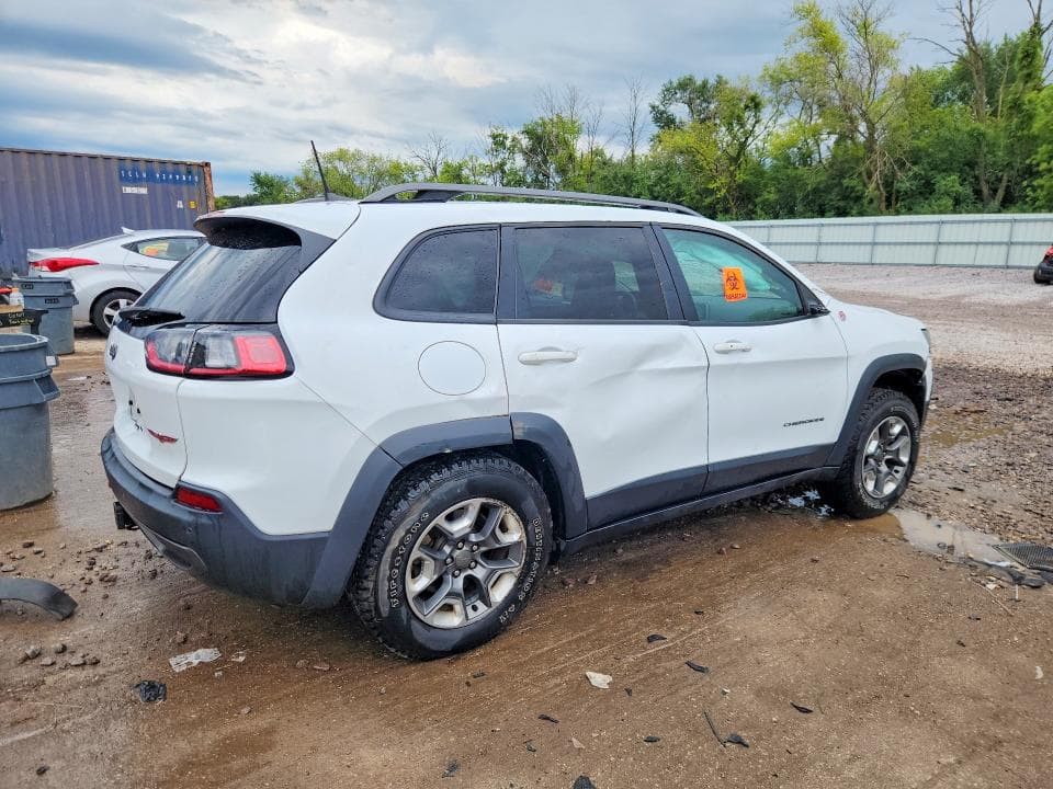 2019 JEEP CHEROKEE TRAILHAWK 3