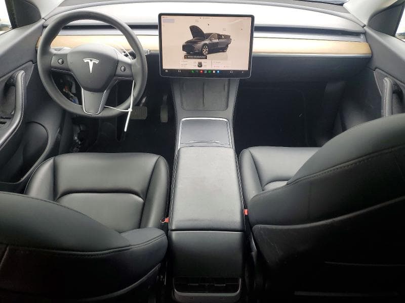 2022 TESLA MODEL Y 8