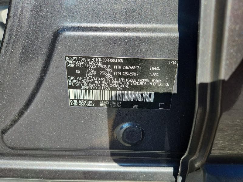 2017 TOYOTA RAV4 XLE 13