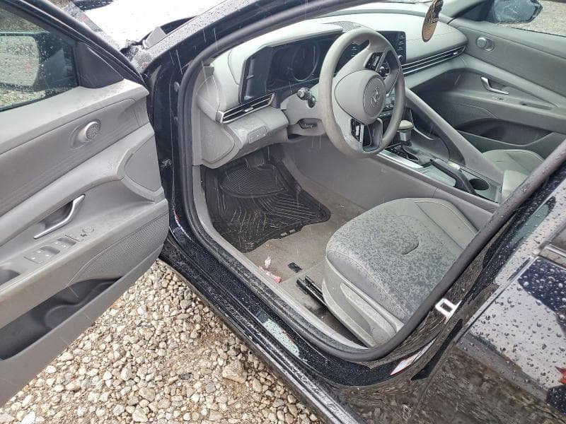 2023 HYUNDAI ELANTRA SEL 8
