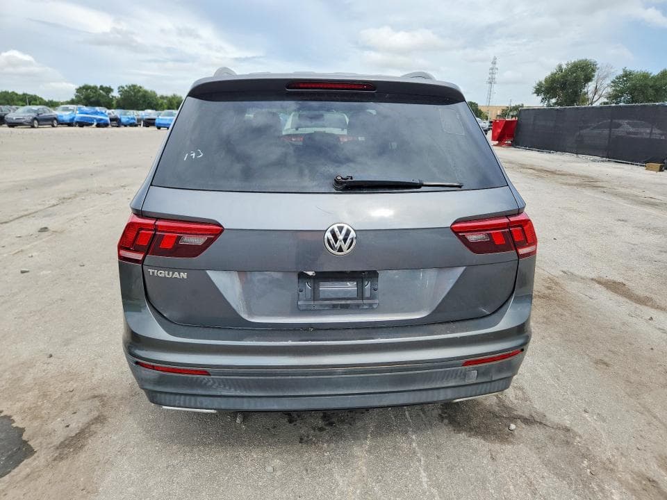 2019 VOLKSWAGEN TIGUAN S 6