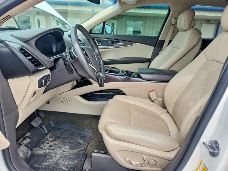2020 LINCOLN NAUTILUS RESERVE 7