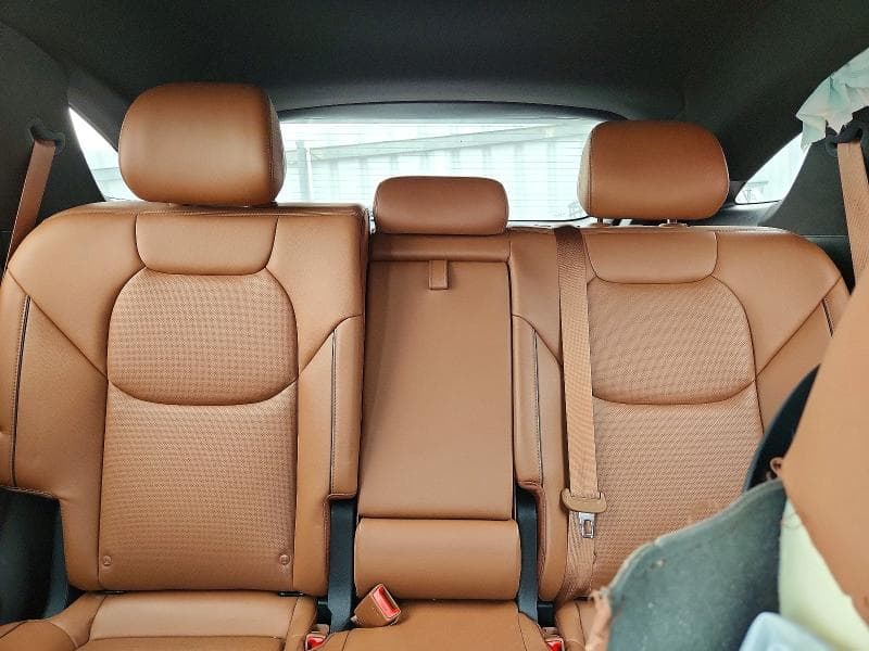 2026 GENESIS GV70 10