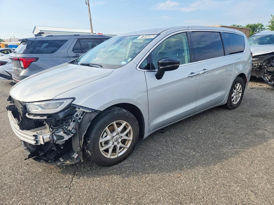 2024 CHRYSLER PACIFICA TOURING L - 1