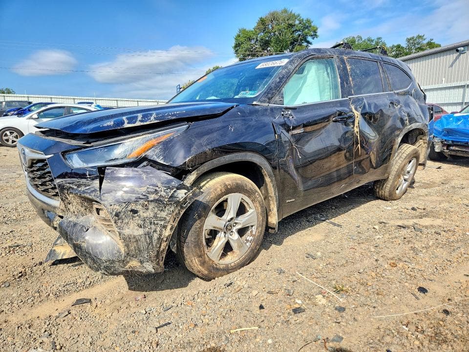 2021 TOYOTA HIGHLANDER HYBRID LE - 1