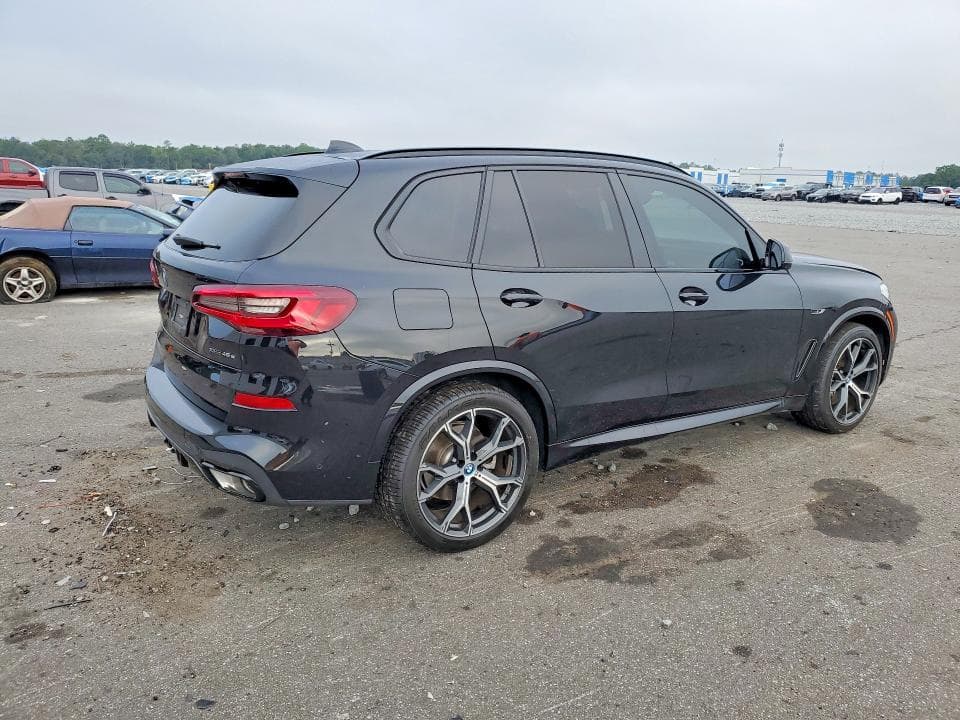 2023 BMW X5 XDRIVE45E 3
