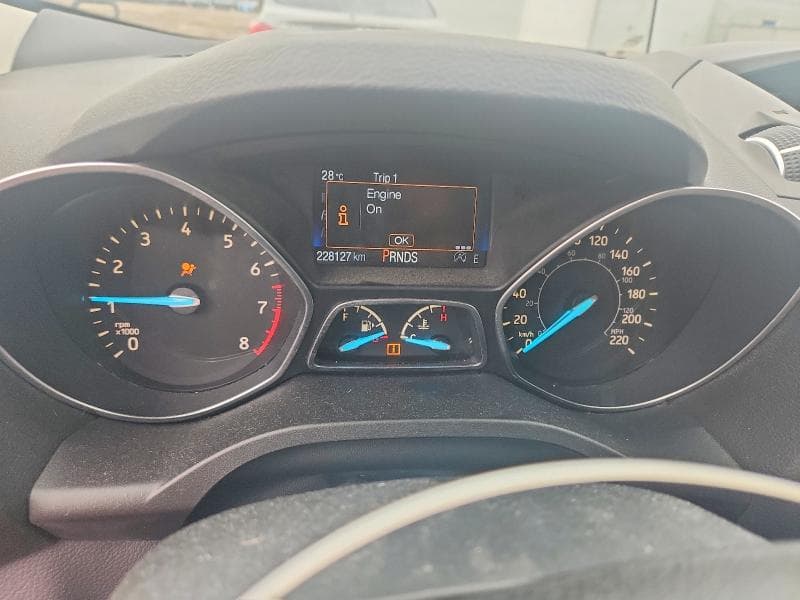 2017 FORD ESCAPE SE 9