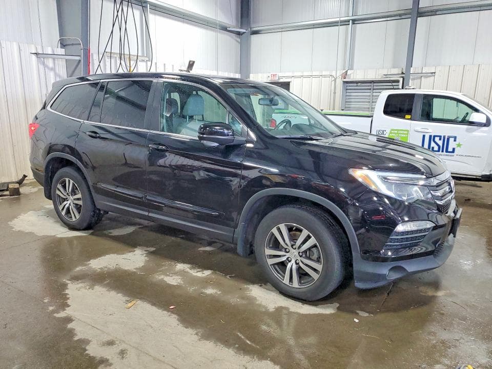 2017 HONDA PILOT EXL 4