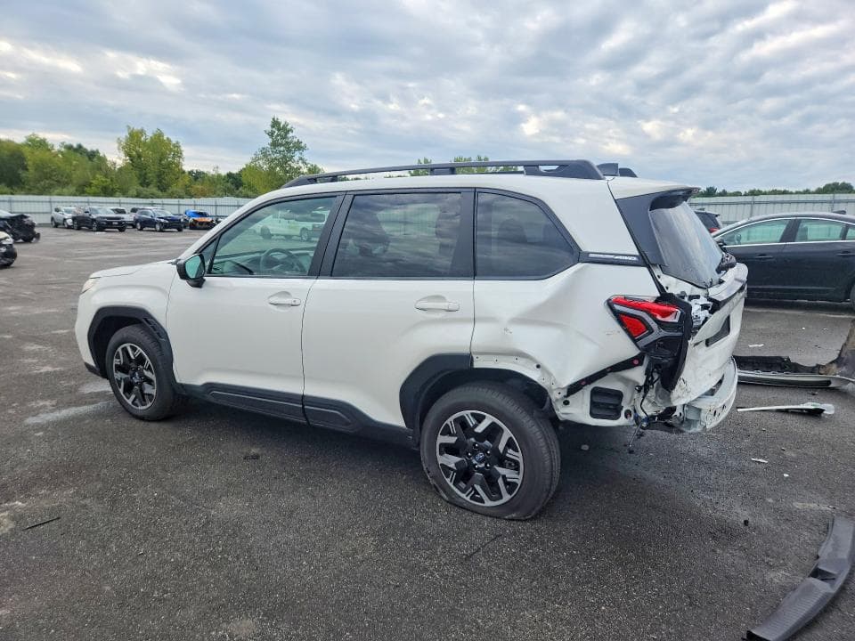 2025 SUBARU FORESTER PREMIUM 2