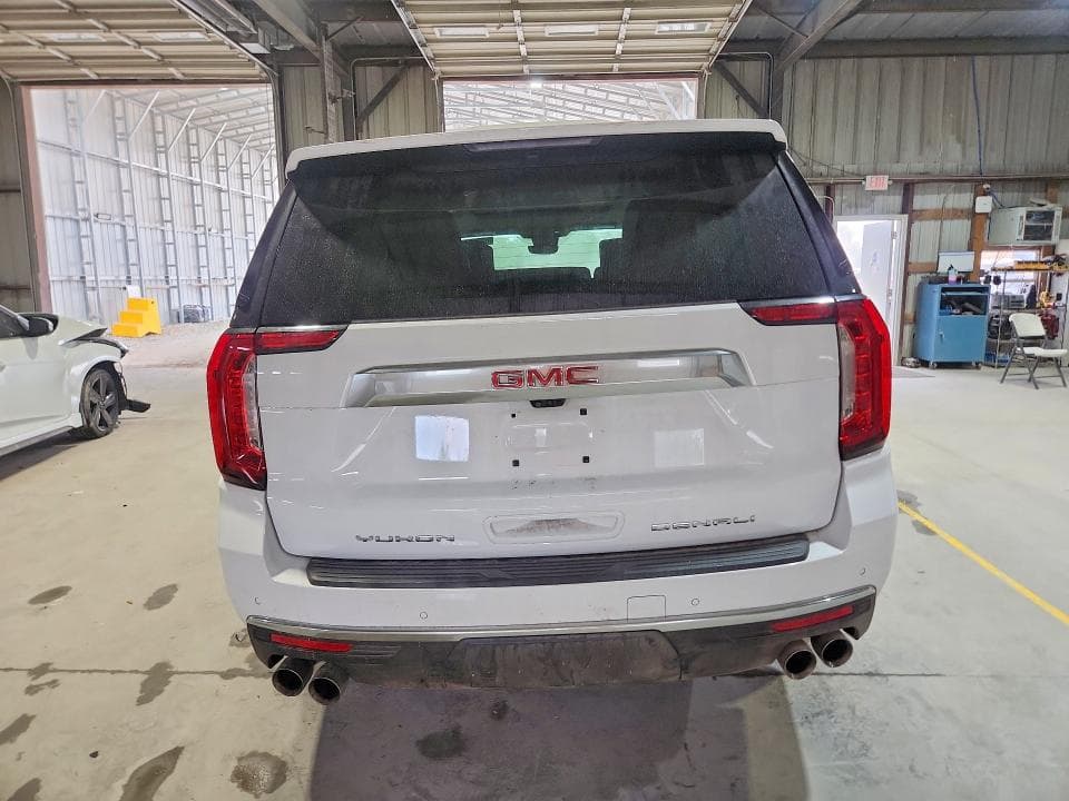2023 GMC YUKON DENALI 6