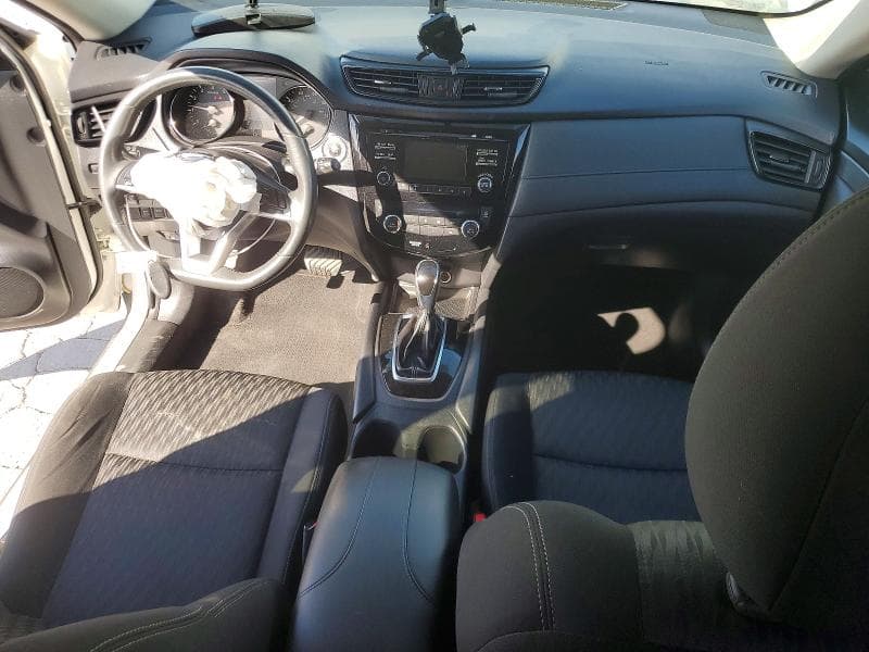 2017 NISSAN ROGUE SV 8