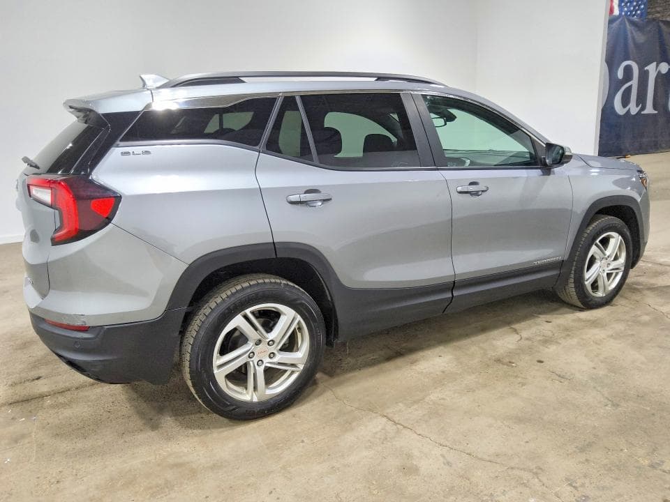2023 GMC TERRAIN SLE 3