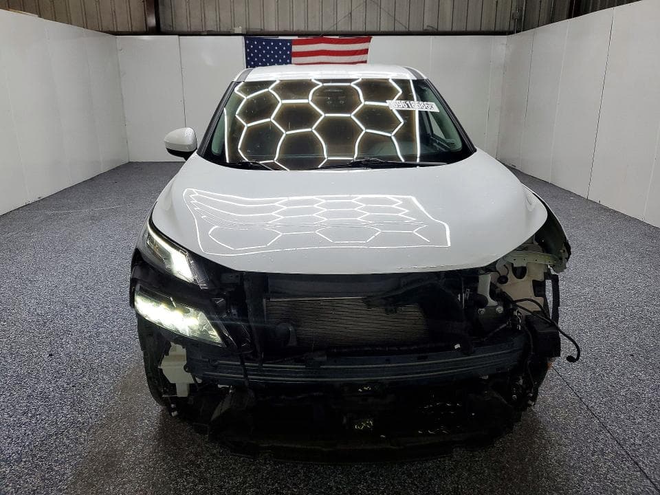 2025 NISSAN ROGUE SV 5