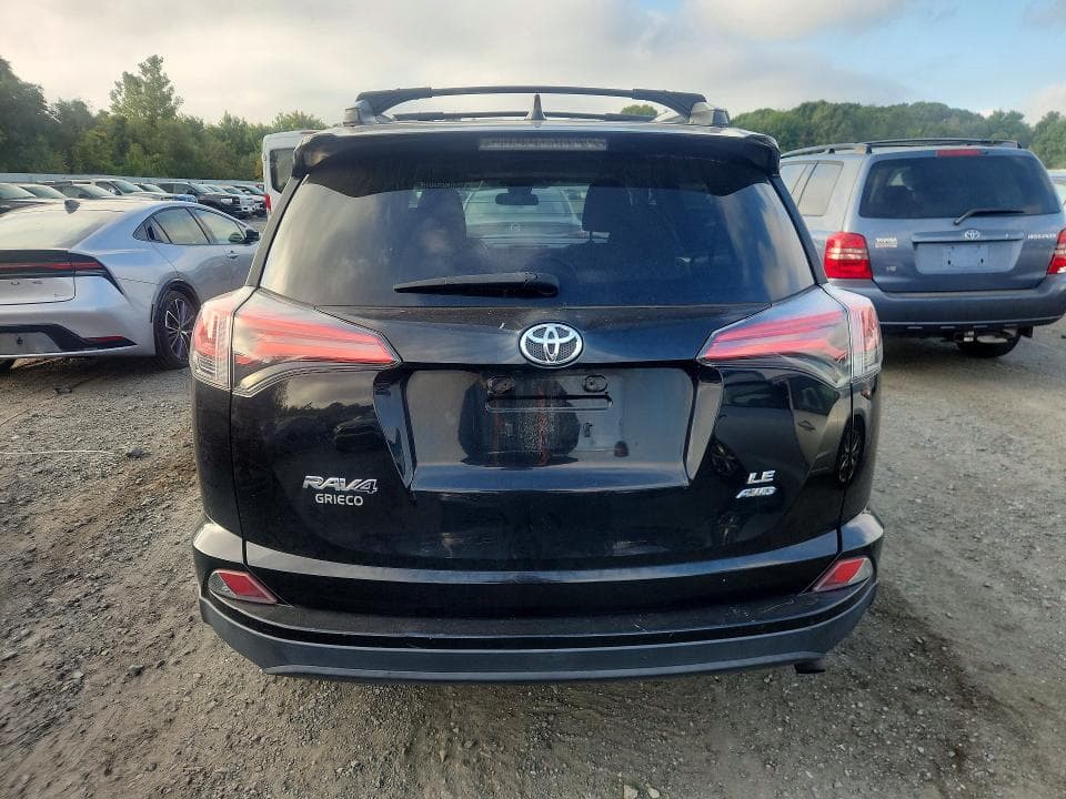 2017 TOYOTA RAV4 LE 6