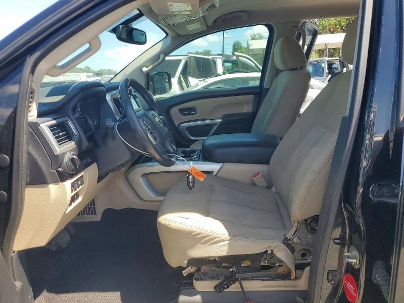 2017 NISSAN TITAN SV 7