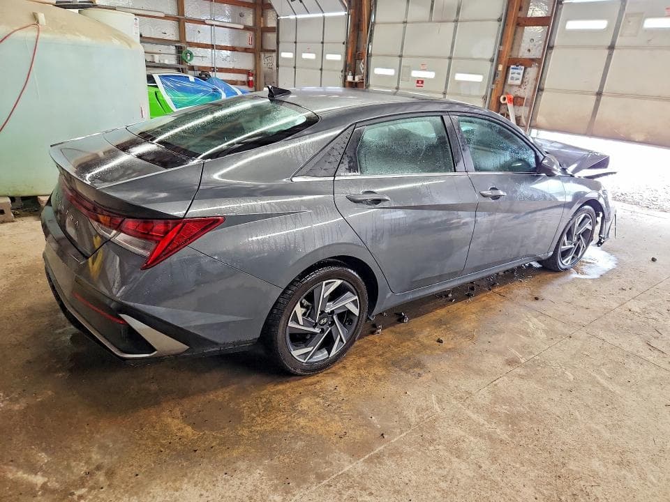 2025 HYUNDAI ELANTRA SEL 3