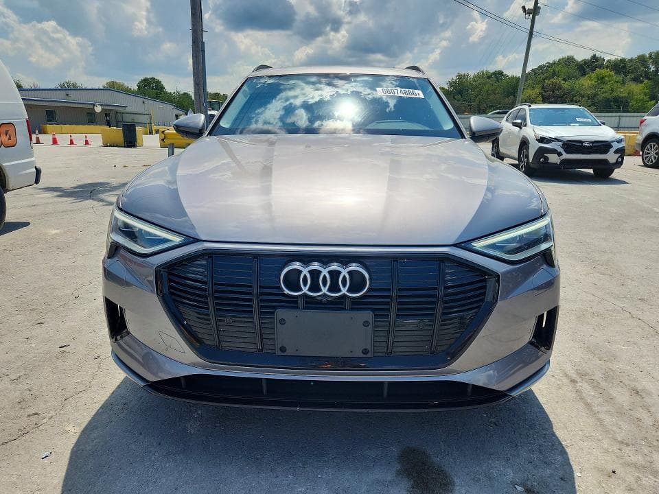 2021 AUDI E-TRON PREMIUM PLUS 5