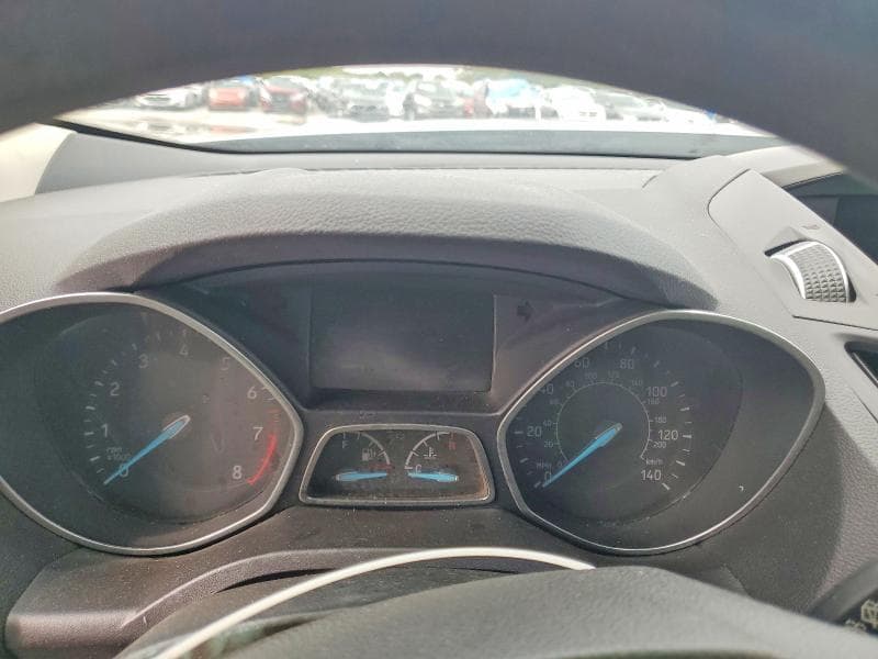 2017 FORD ESCAPE SE 9