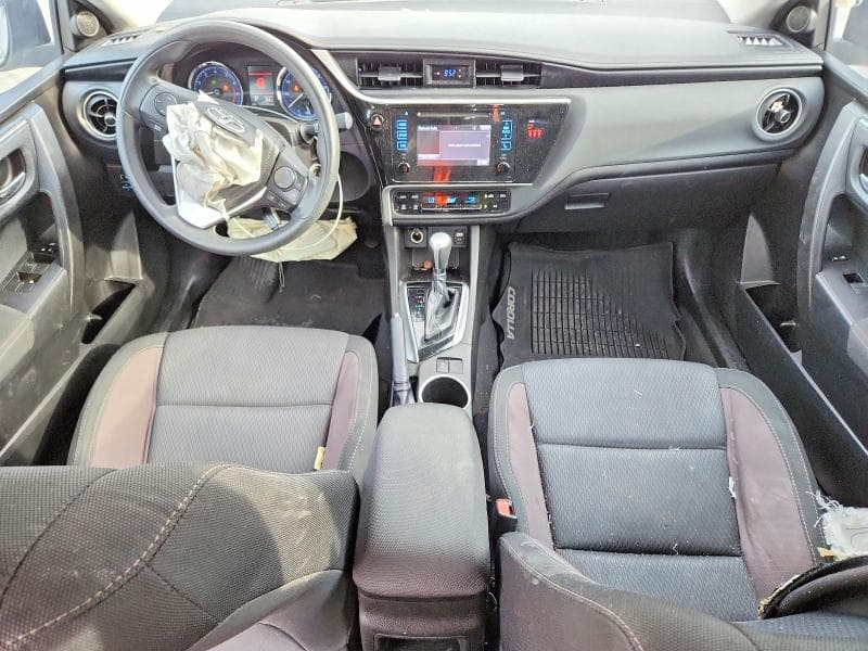 2018 TOYOTA COROLLA LE 8