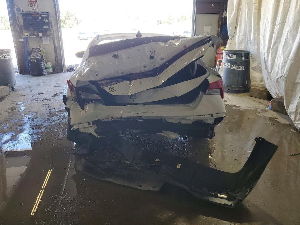 2026 HYUNDAI ELANTRA SE 6