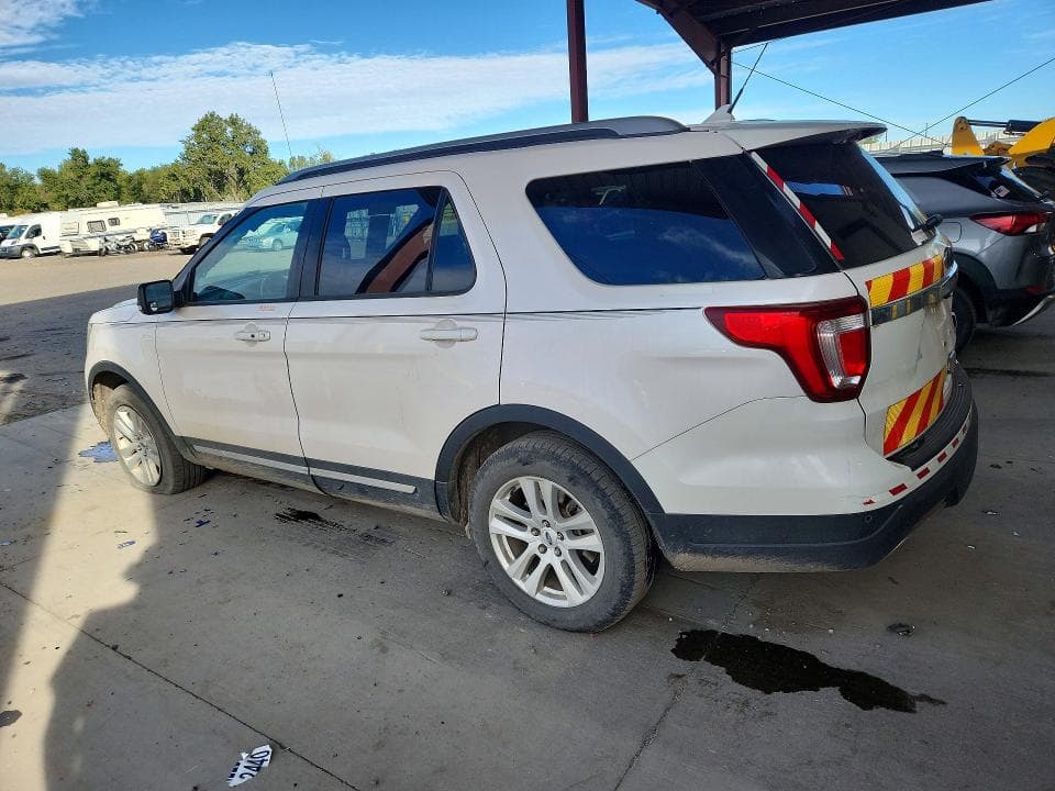 2019 FORD EXPLORER XLT 2