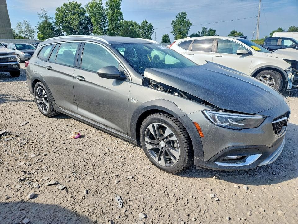 2018 BUICK REGAL TOURX ESSENCE 4