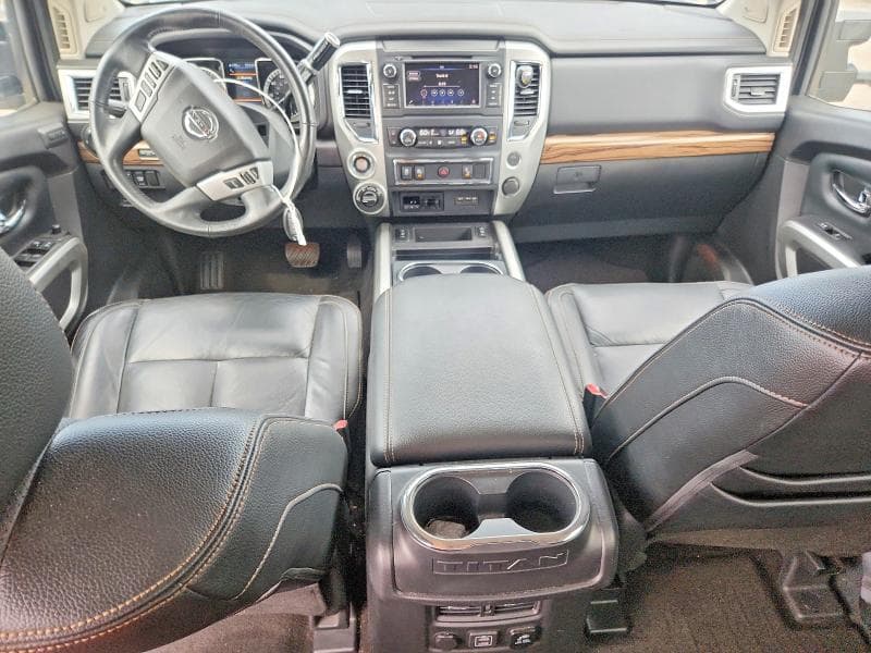 2019 NISSAN TITAN SL 8