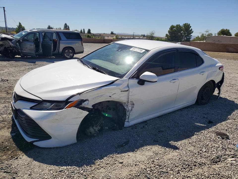 2020 TOYOTA CAMRY LE