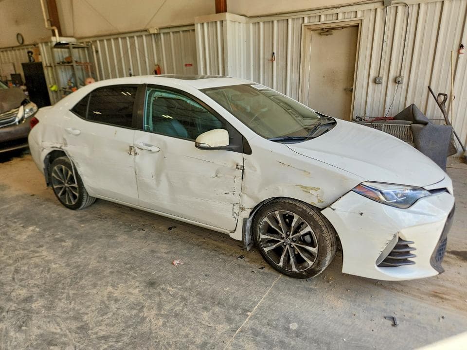2018 TOYOTA COROLLA SE 4
