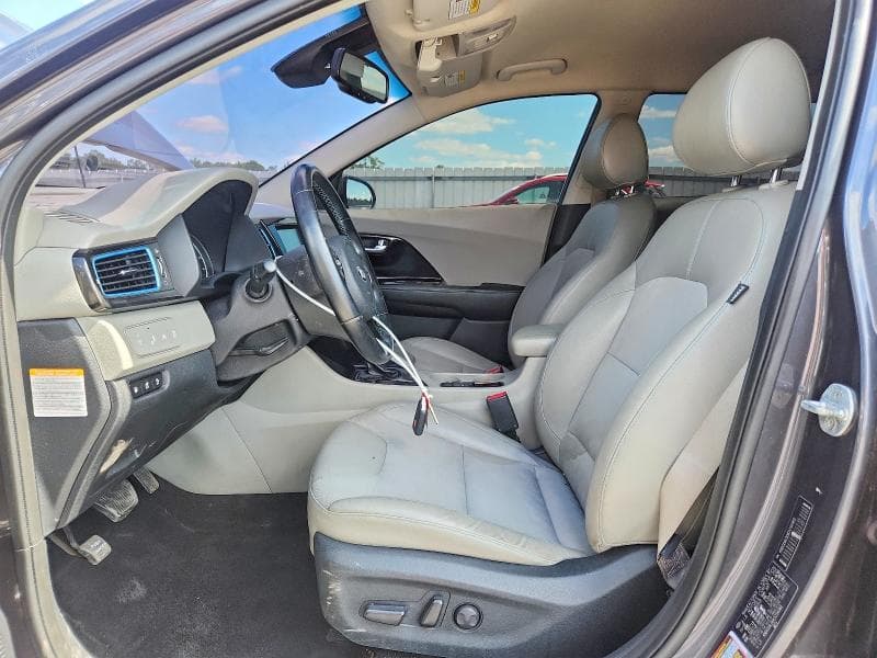 2019 KIA NIRO EX 7