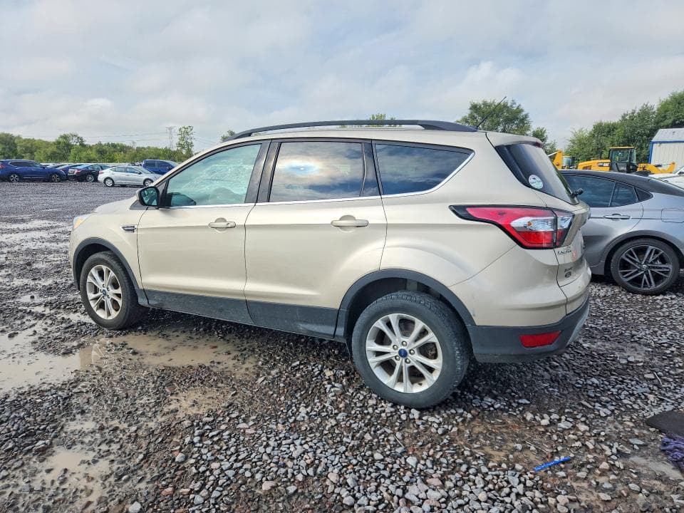 2018 FORD ESCAPE SE 2
