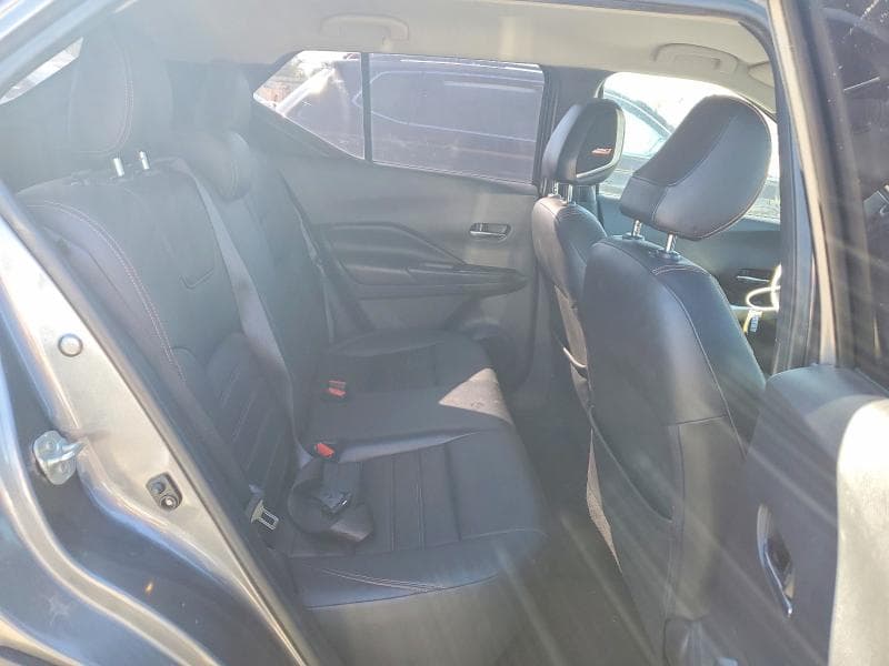 2019 NISSAN KICKS SR 11