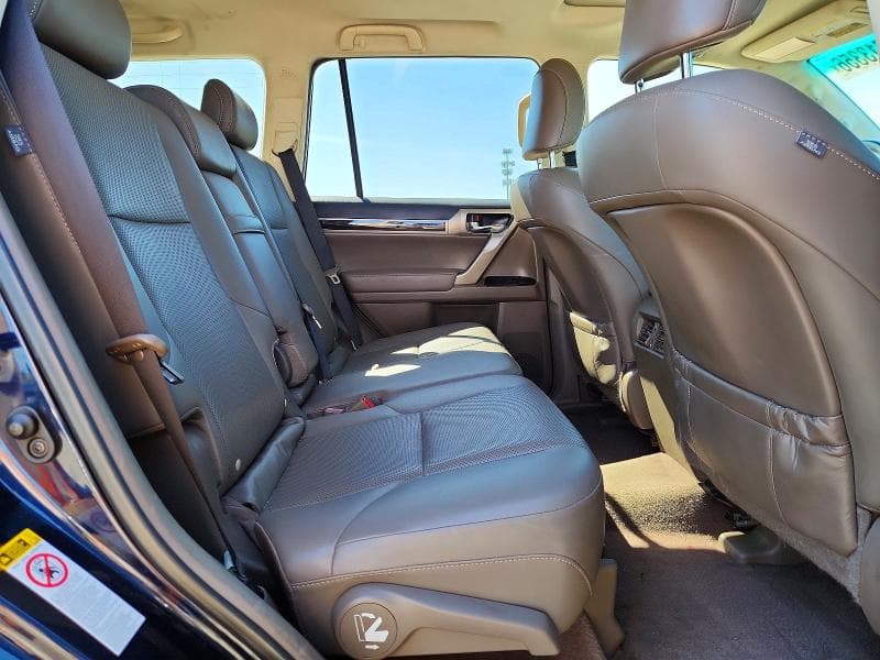 2017 LEXUS GX 460 11