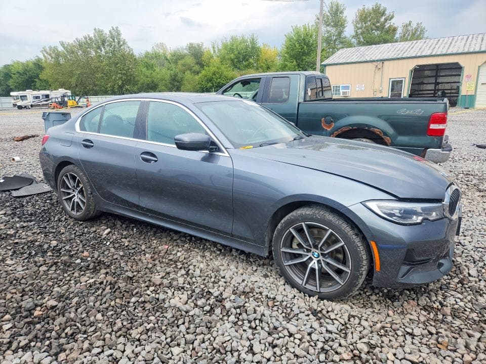 2021 BMW 330XI 4