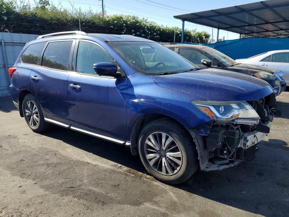 2017 NISSAN PATHFINDER SL 4