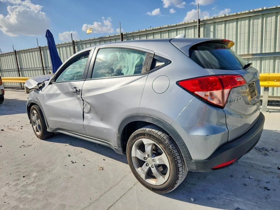 2018 HONDA HR-V LX 2